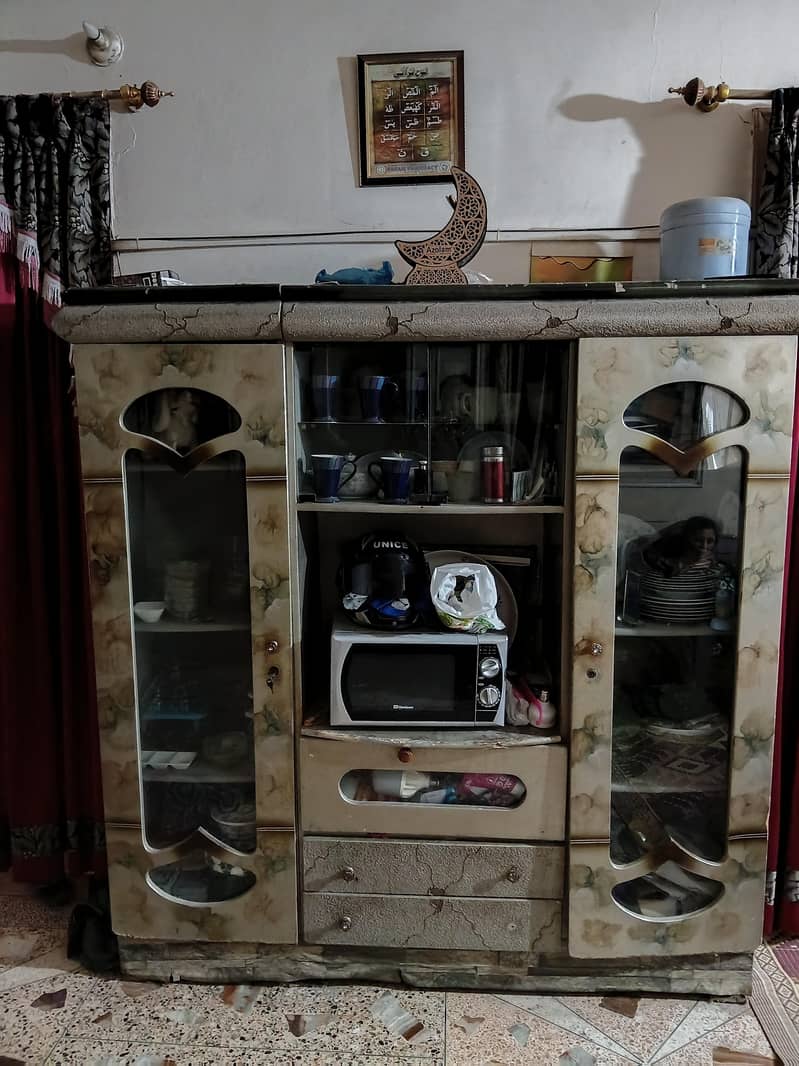 Three Doors Console & Two door Divider 5