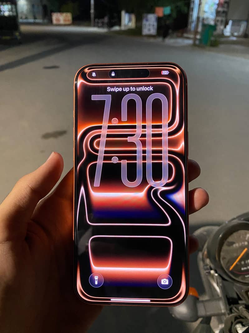 Iphone 17 pro max 1