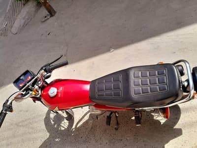 Honda CG 125 2017A  Total pack hai 2nd owner