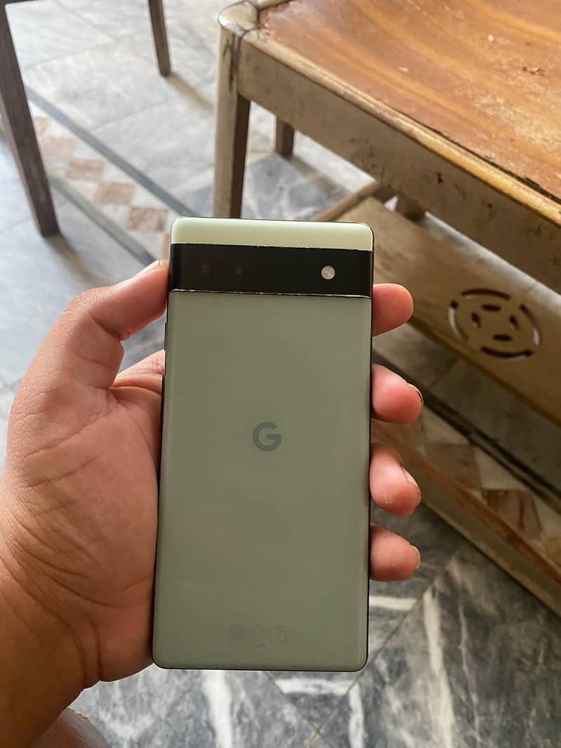 Google Pixel 6a 1