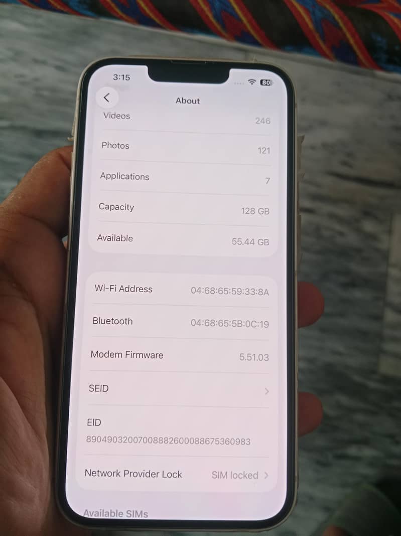 Apple iPhone 13 2