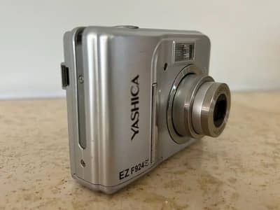 yashica digital camera Japanese