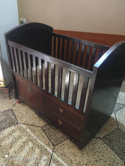 baby cot