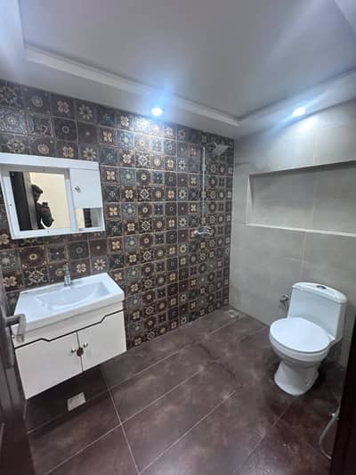 3 Marla Beautifull House For Rent in Bismillah Housing Scheme ph 1
