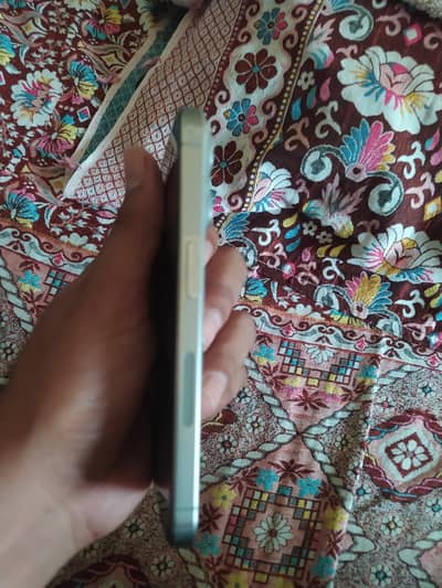 Apple iPhone 15 Pro