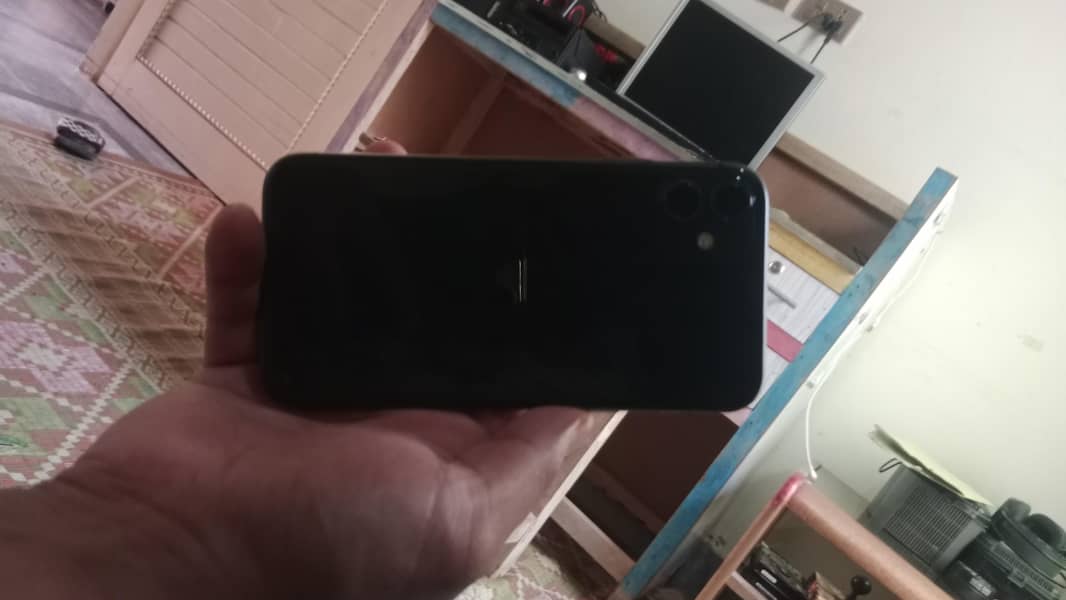 Apple iPhone 11 1