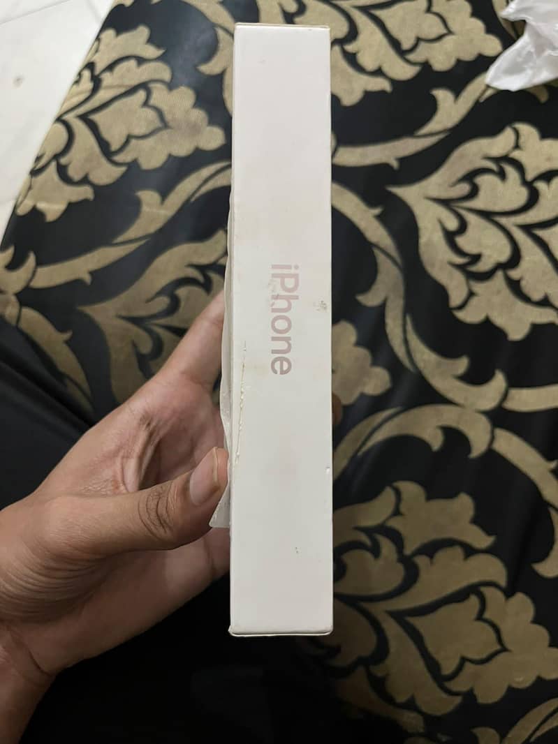 Apple iPhone 13 3