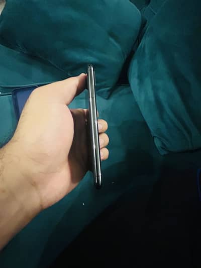 Apple iPhone XS