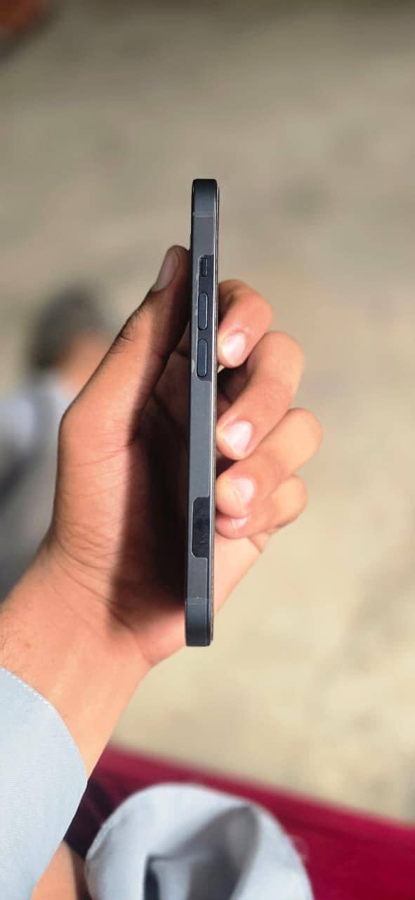 Apple iPhone 14 2