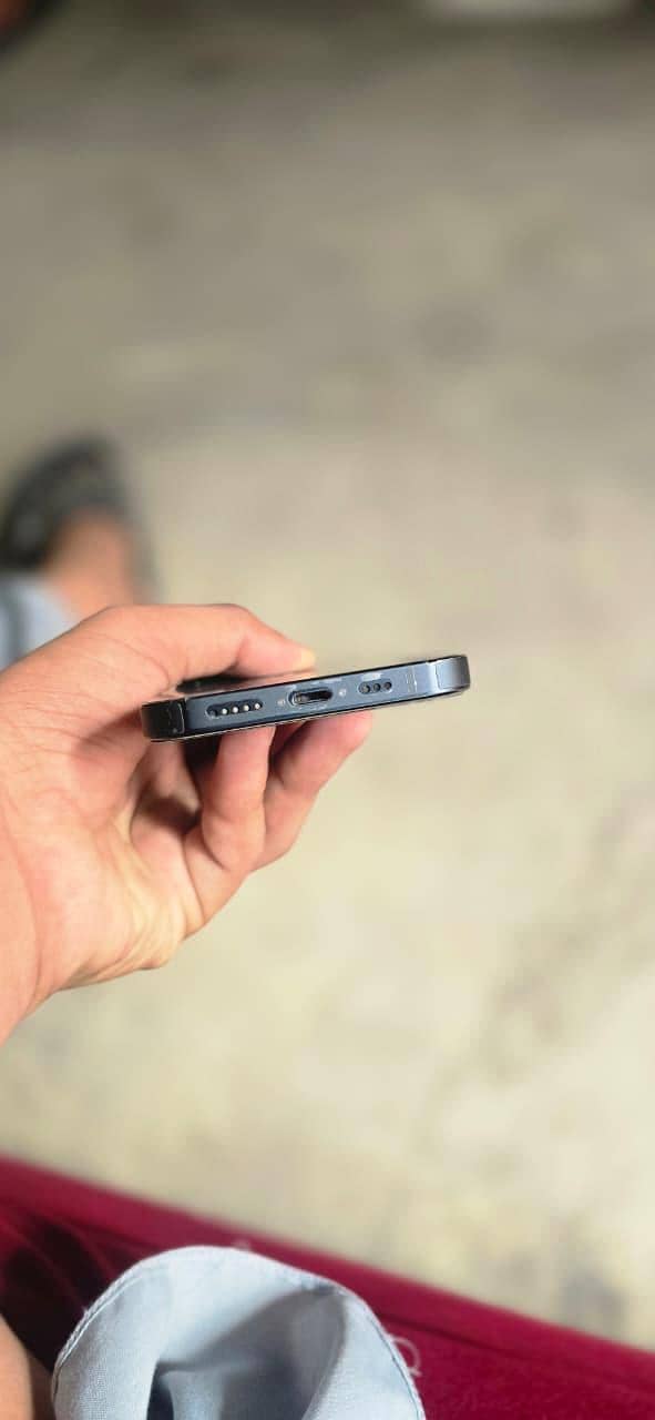 Apple iPhone 14 5