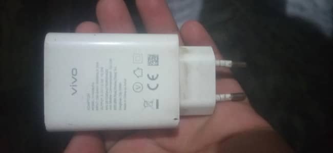 vivo original best charger.  03265052626