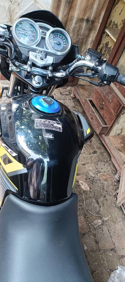 Honda CB 150F