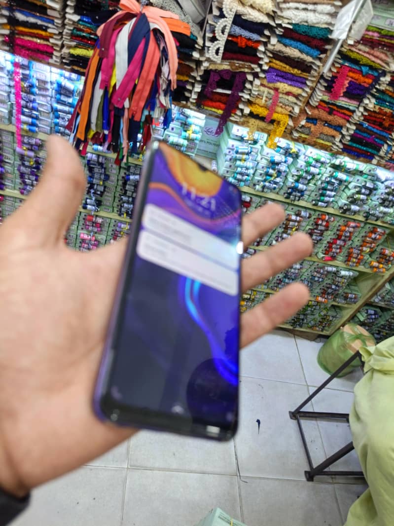 Vivo V21 1