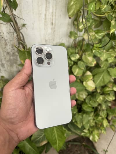 Apple iPhone 15 Pro Max