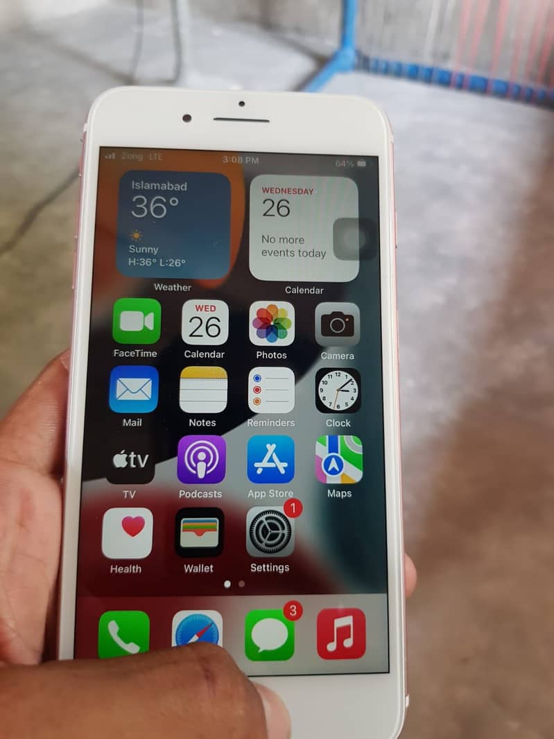 Apple iPhone 7 Plus 2