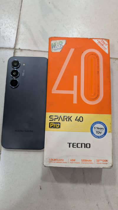 Tecno Spark 40 pro
