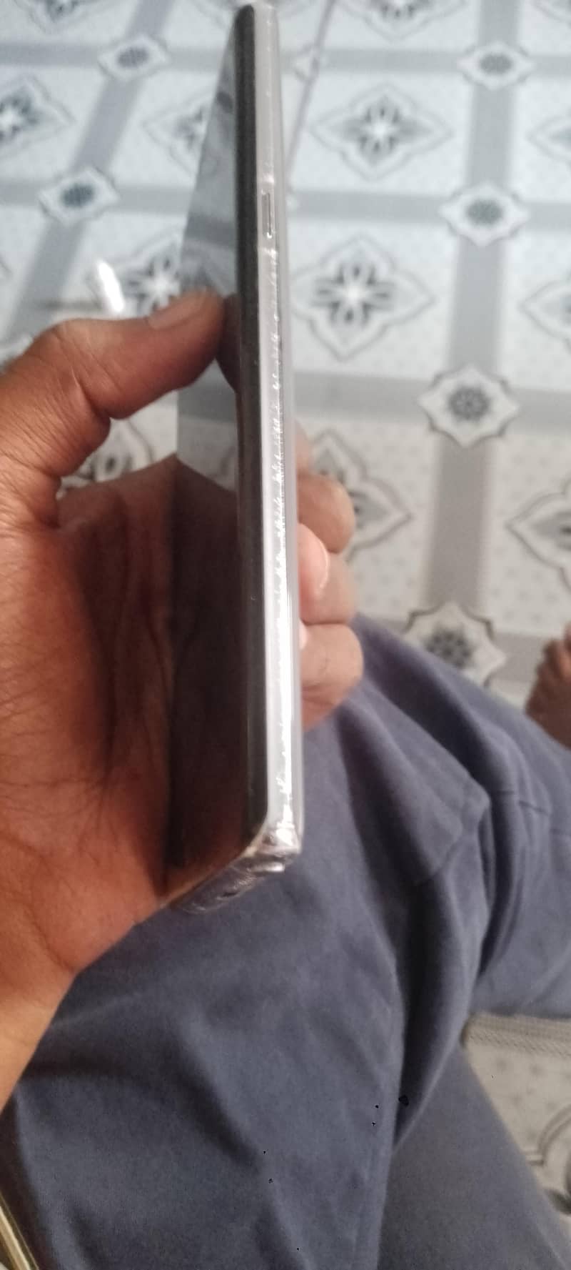 Samsung Mobile Note 8 4