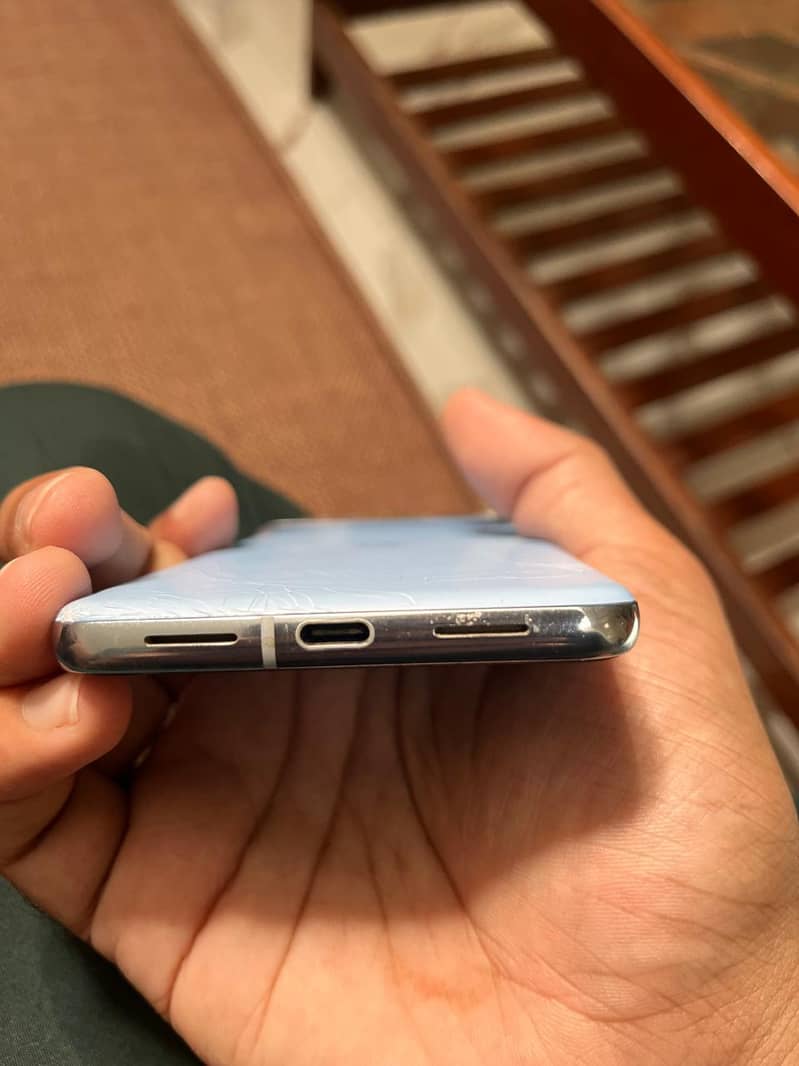 Google Pixel 8 Pro approved 4