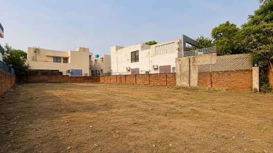 Plot No-770 Block T - 20 Marla Plot On Top Location of Phase 7 DHA Lahore For Urgent Sale