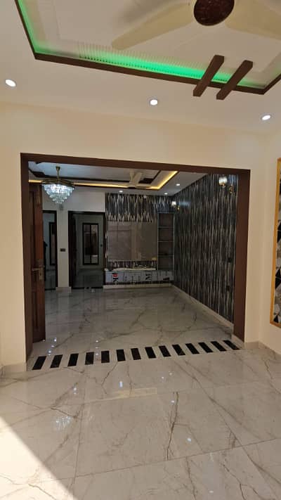 5 Marla Most Beautifull Upper Portion For Rent in Bismillah Housing Scheme