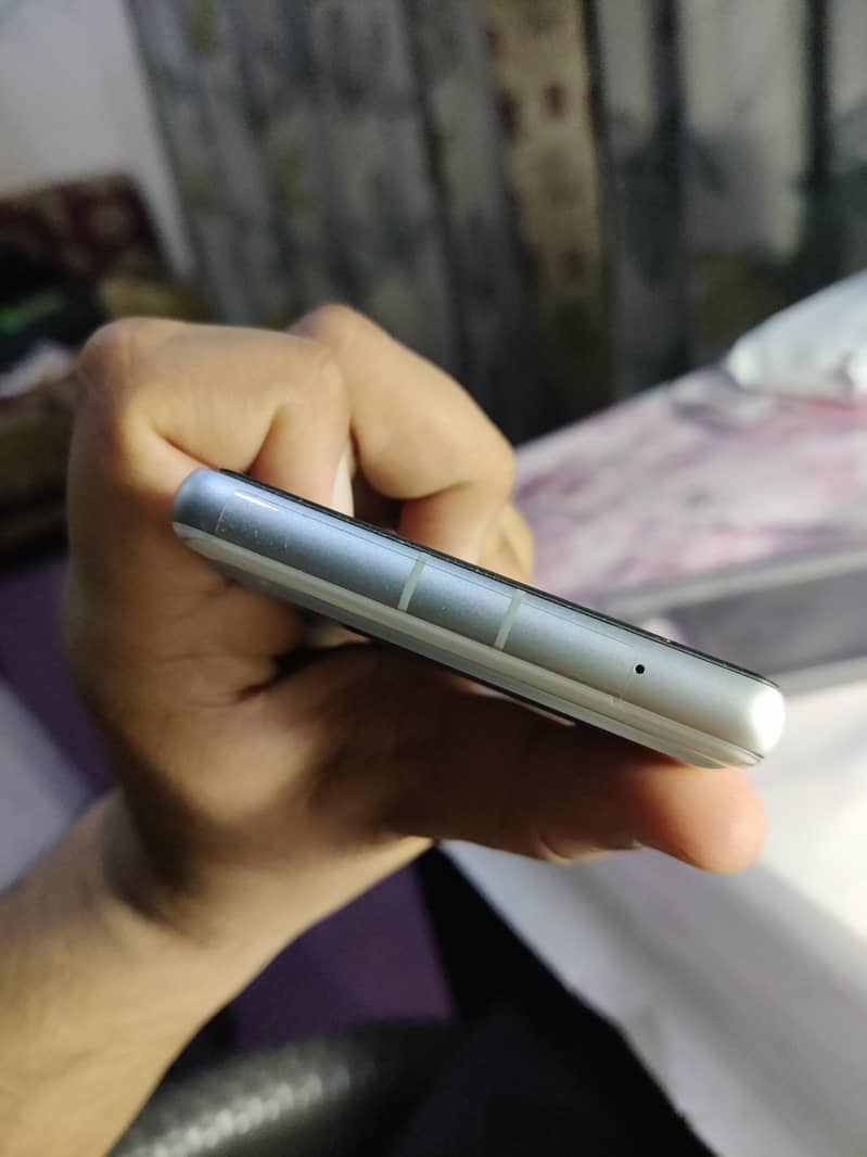 Google Pixel 7a 3
