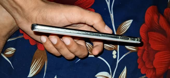 Samsung Mobile S10