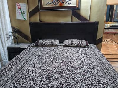 full saiz pure wooden bed
