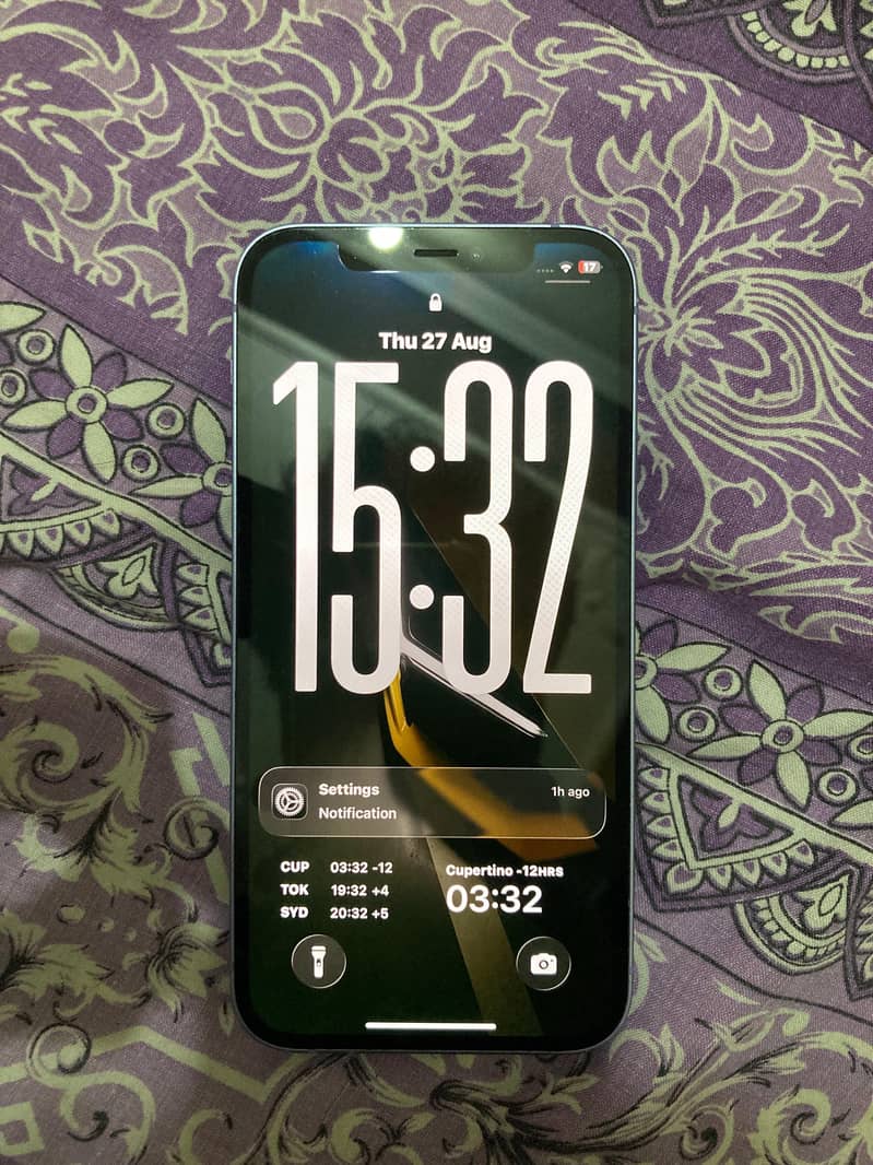 Apple iPhone 12 0