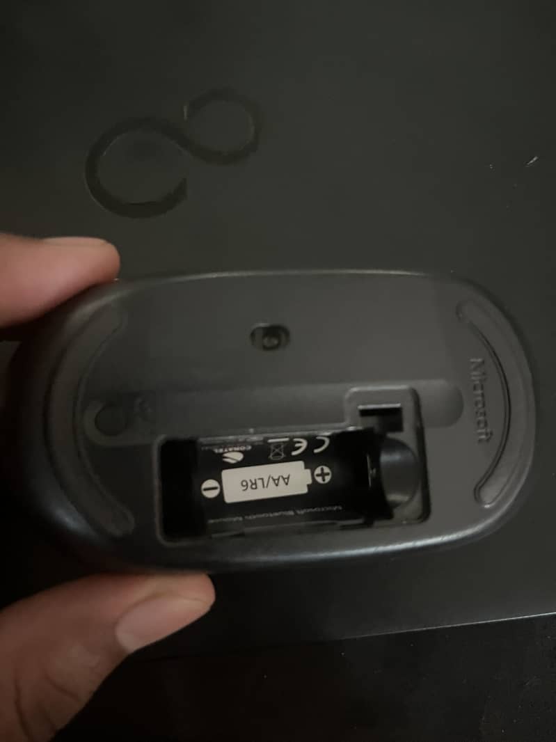Microsoft Bluetooth Mouse 1