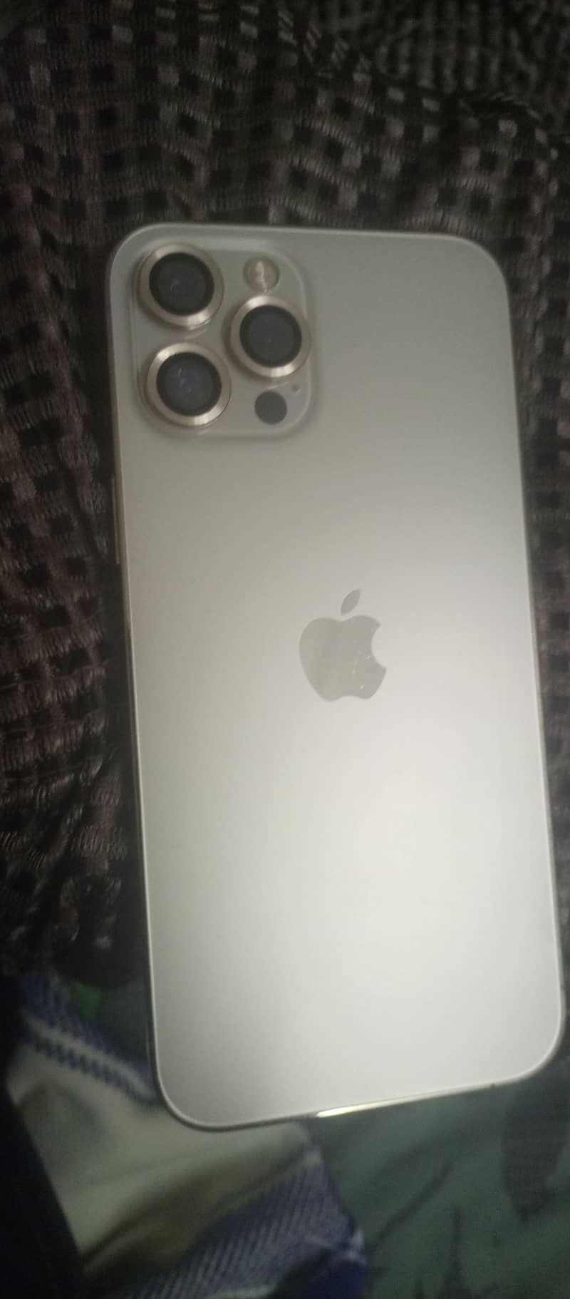 Apple iPhone 12 Pro Max 1