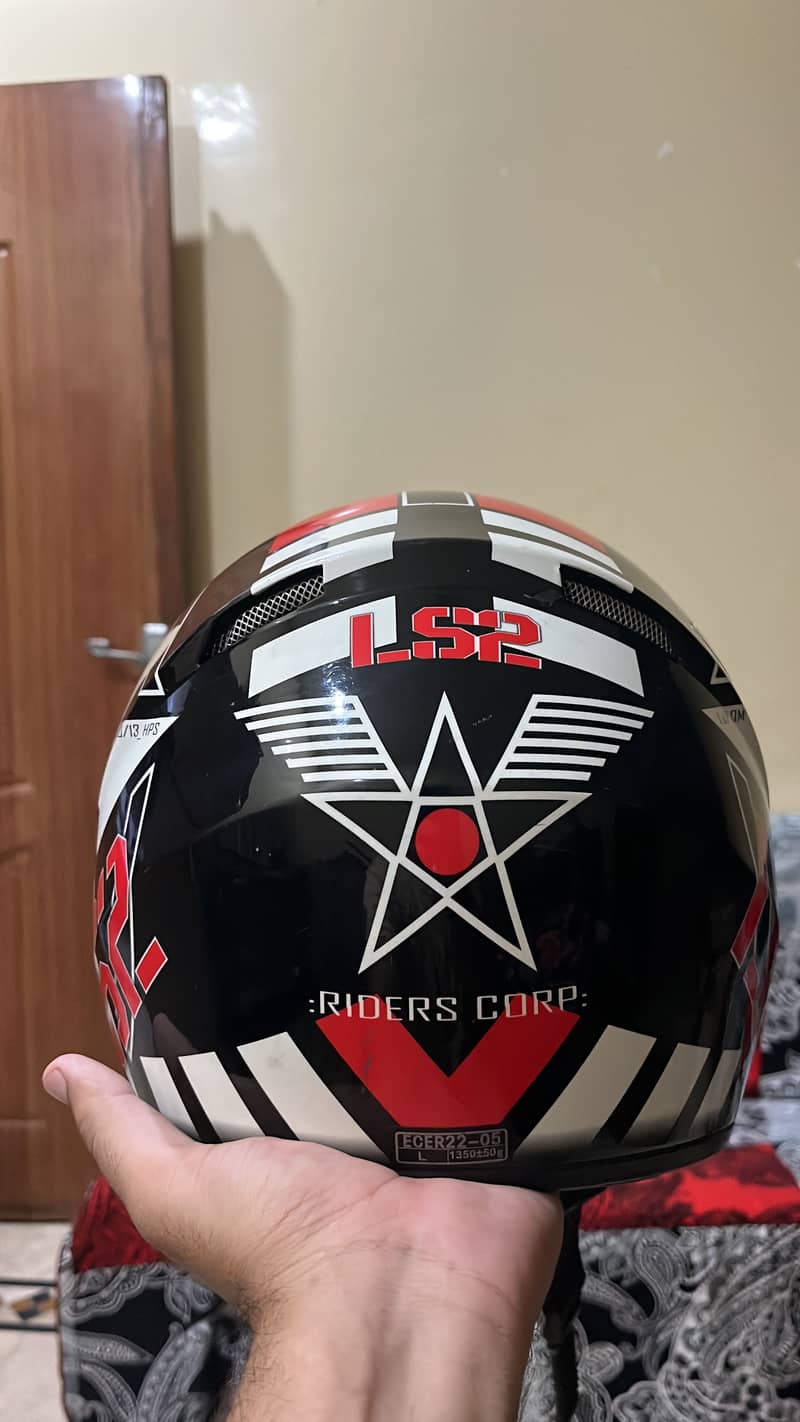 Ls2 helmet 1