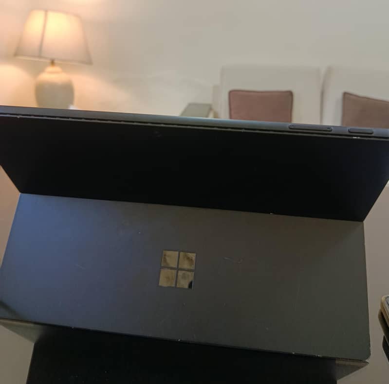 Microsoft Surface Pro 6 4