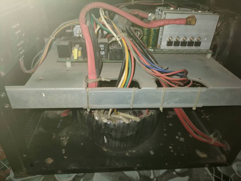 UPS-24v 0