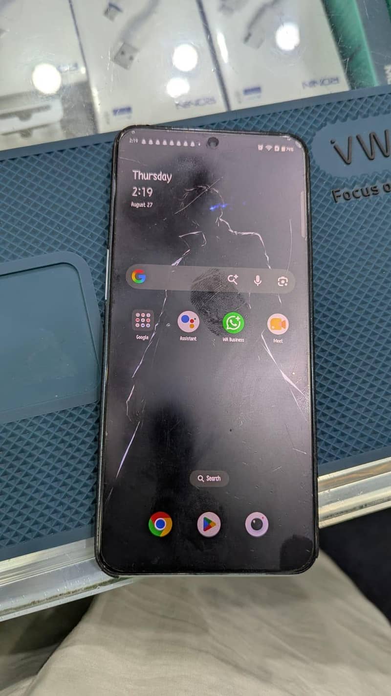 One Plus 10T 3