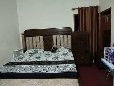 Wooden Bed / Double Bed / Bedroom Furniture / Side Table / Bedside