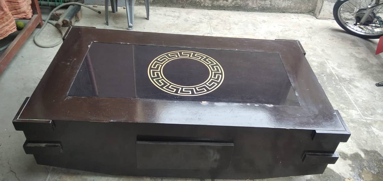 Centre Table 0