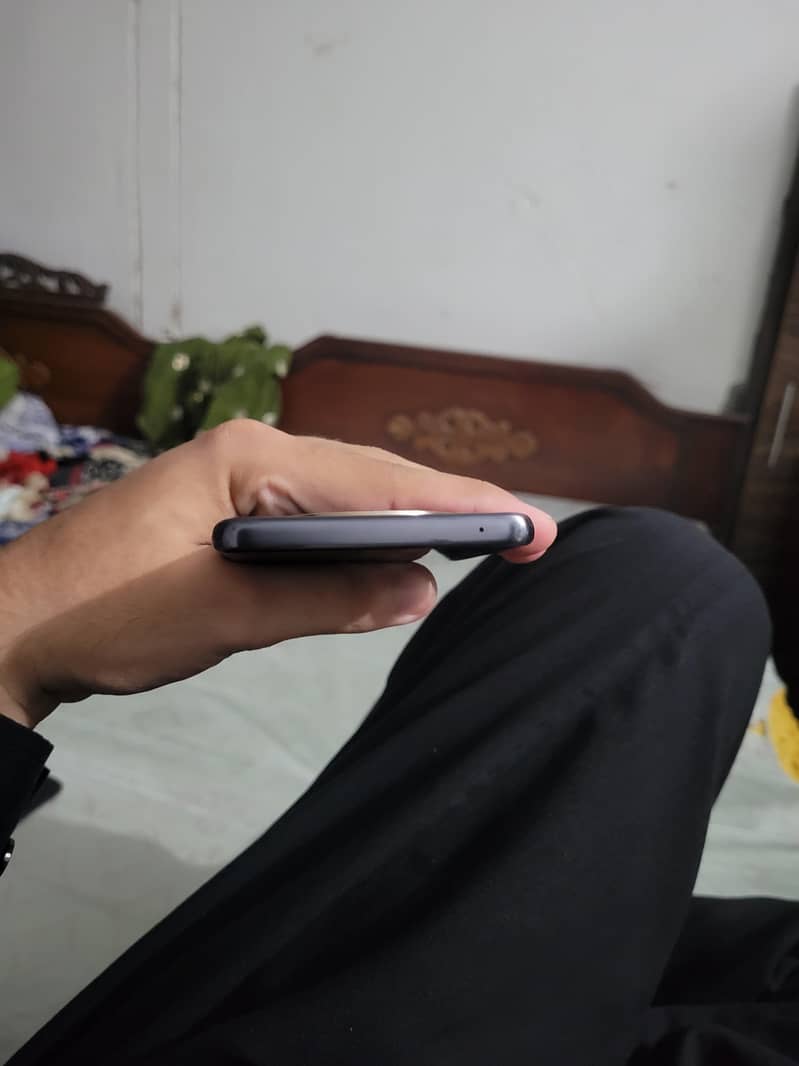 Honor Magic 6 lite 4