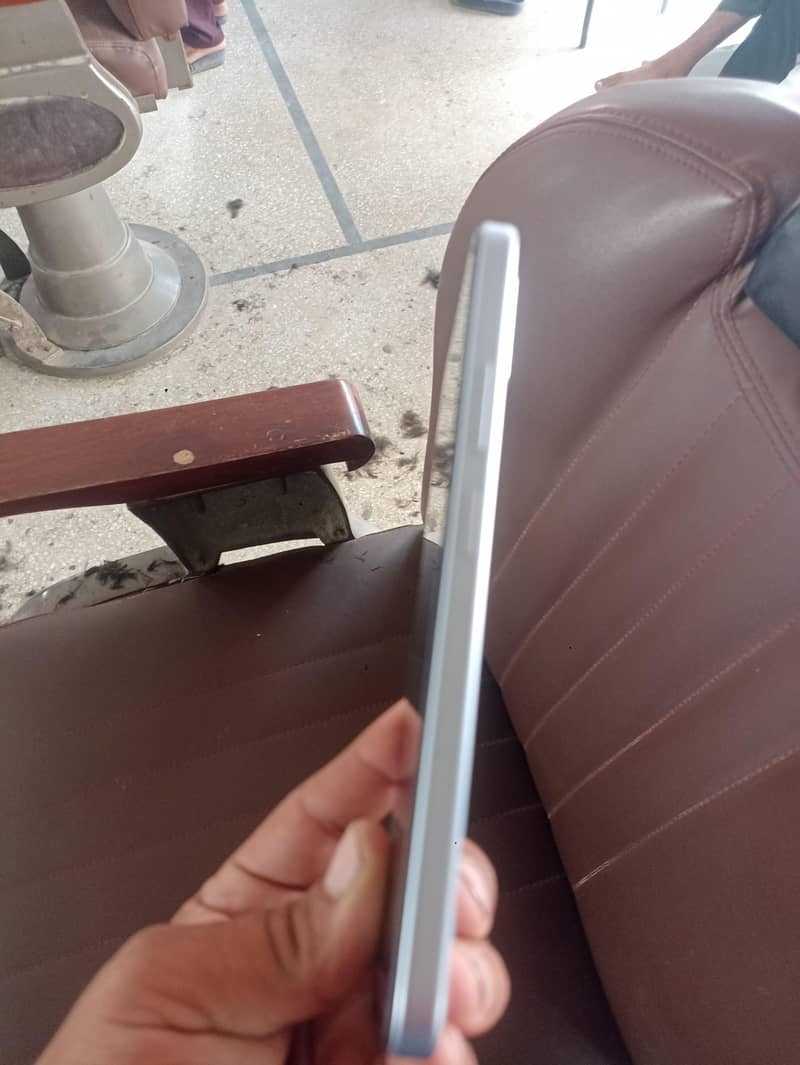 oppo A6k 5