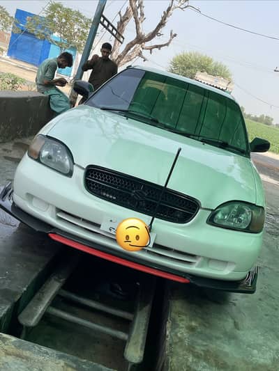 Suzuki Baleno 2005