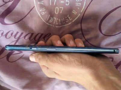 One plus 7 t 8/128
