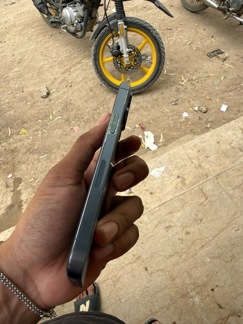Iphone 13 pro 6