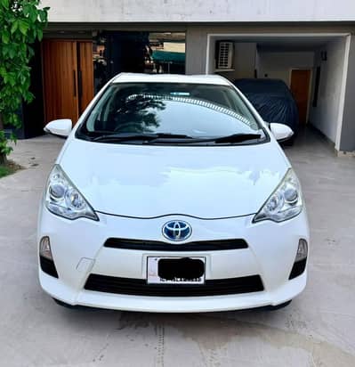 Toyota Aqua S 2014 import 18
