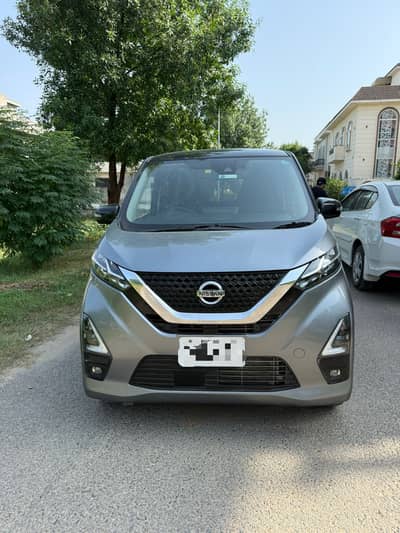 Nissan dayz highway star s-hybrid