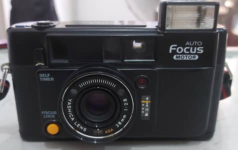 Yashica Full Automatic Camera