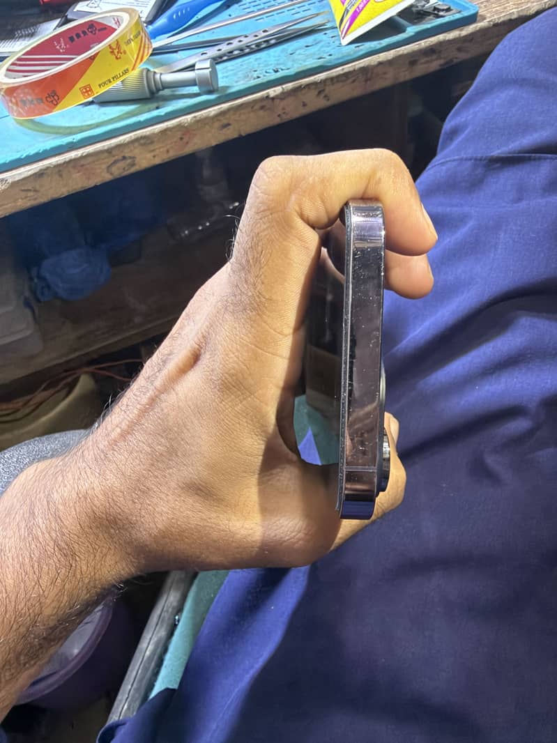 Apple iPhone 14 Pro Max 5