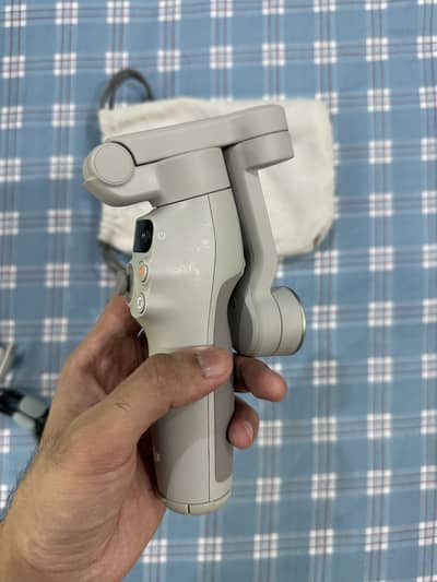 DJI Osmo Mobile 7
