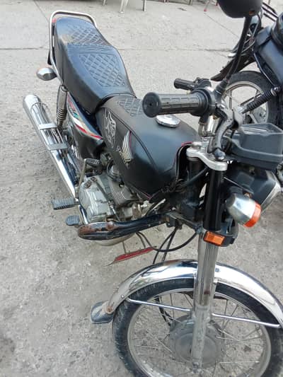 Honda CG 125 2015 – Excellent Condition