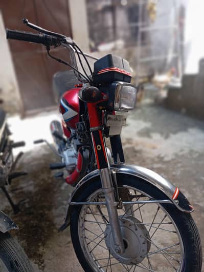 honda CG 125 macanical 10 by 10 original saman sath laga hai