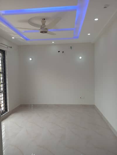 5 Marla House For Rent In DHA 9 Town Lahore | 3 Bed | 4 Bath | Prime Location