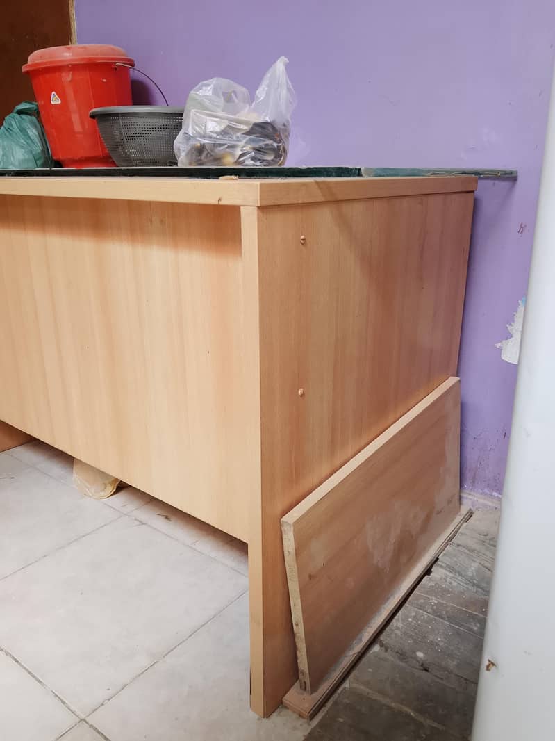 Computer table 2